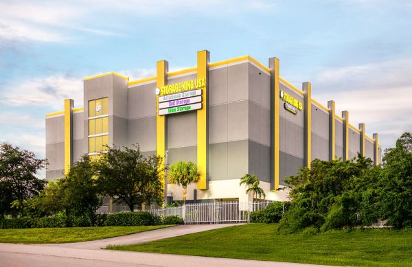 Photo of Storage King USA - 035 - Fort Lauderdale, FL - SE 6th Ave