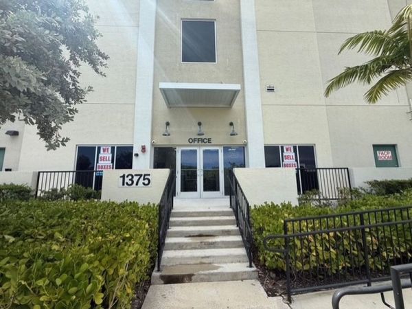 Photo of Extra Space Storage - 5004 - Fort Lauderdale - 1375 Progresso Dr
