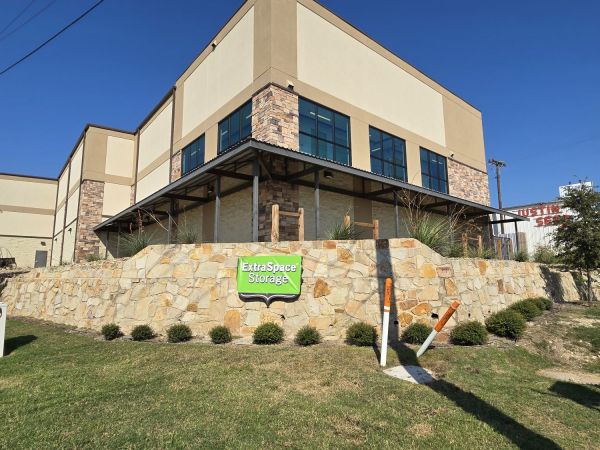 Photo of Extra Space Storage - 6972 - Justin - Hardeman Blvd
