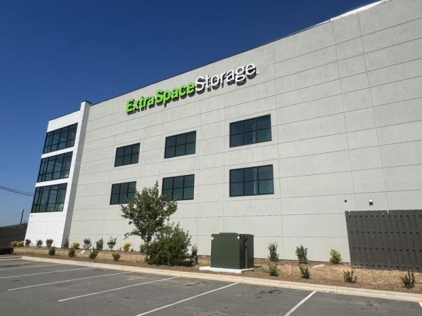 Photo of Extra Space Storage - 6557 - Charlotte - E Independence Blvd