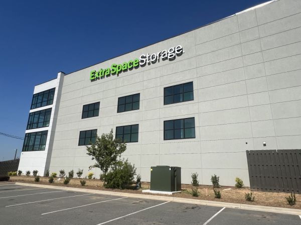 Photo of Extra Space Storage - 6557 - Charlotte - E Independence Blvd