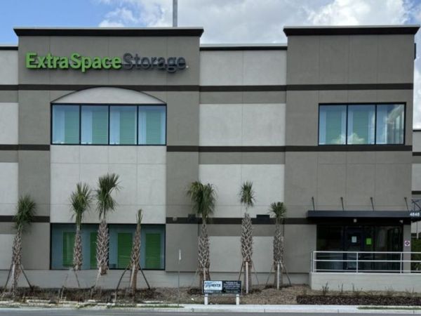 Photo of Extra Space Storage - 6755 - Tampa - E Busch Blvd