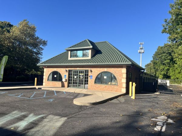 Photo of Extra Space Storage - 6992 - Oakdale - Montauk Hwy