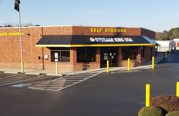 Photo of Storage King USA - 012 - Fayetteville, NC - Mid Pine Rd