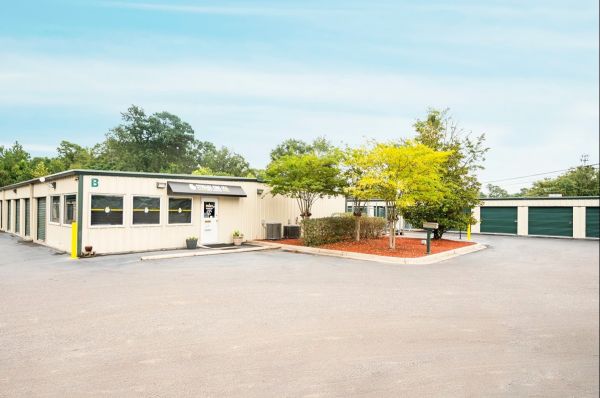 Photo of Storage King USA - 024 - Summerville, SC - N. Main St