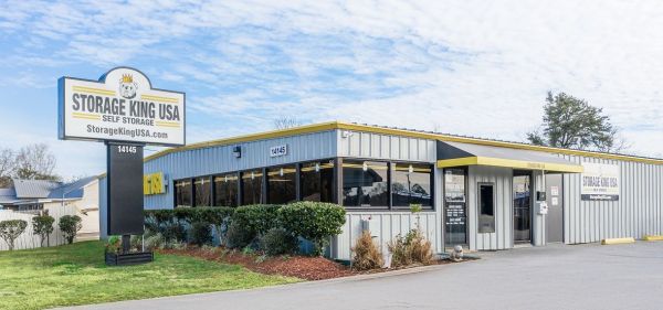 Photo of Storage King USA - 032 - Gulfport, MS - Dedeaux Rd