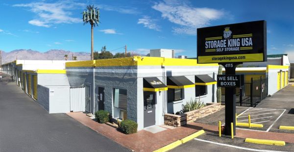 Photo of 047 - Storage King USA - Speedway