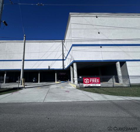 Photo of CubeSmart Self Storage - 301 Paris Avenue - LA