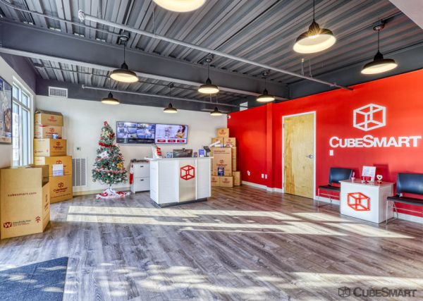 Photo of CubeSmart Self Storage - 3200 W Tennessee St - FL