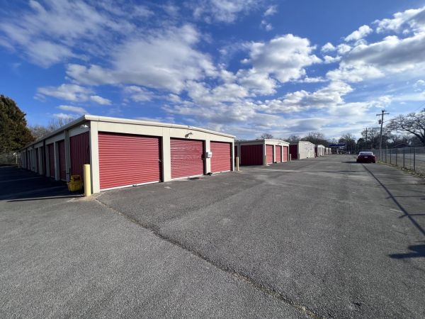 Photo of OneGuard Self Storage - Mallard Point, Decatur AL