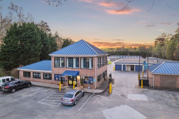 Photo of Compass Self Storage - Compass Self Storage - Senioa (413)