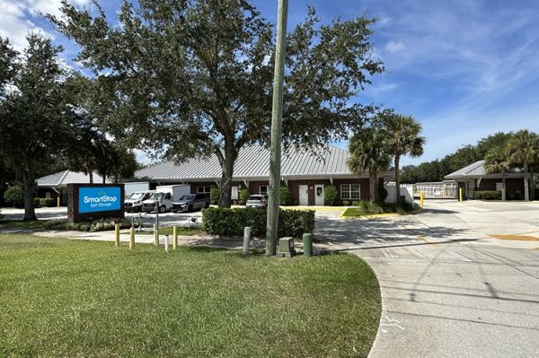 Photo of SmartStop Self Storage - Winter Garden - 1650 Avalon Rd
