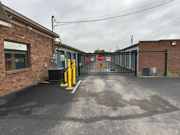 Photo of Storage Rentals of America - Bronston - KY-90