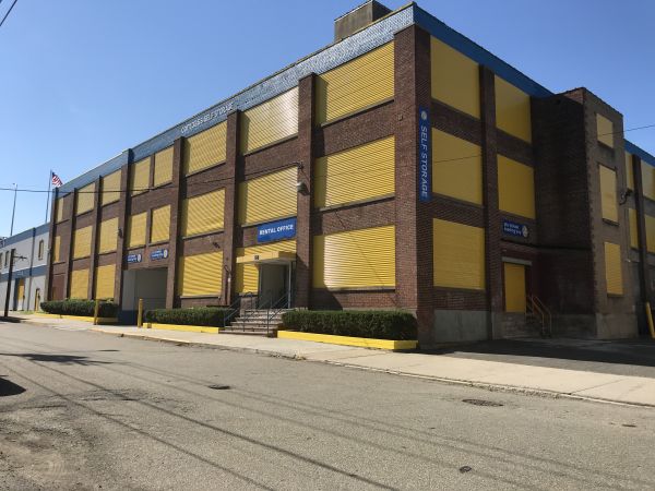 Photo of Compass Self Storage - Compass Self Storage - Locust Ave (312)