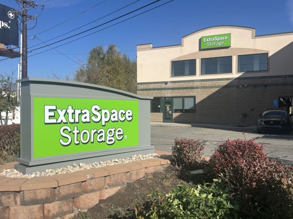 Photo of Extra Space Storage - 2275 - Cottonwood Heights - S Union Park Ave