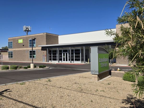 Photo of Extra Space Storage - 2254 - Phoenix - W Southern Ave