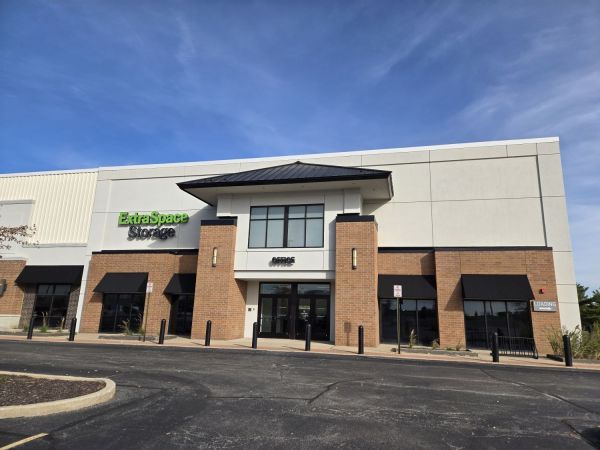 Photo of Extra Space Storage - 6962 - Orland Park - Orland Square Dr