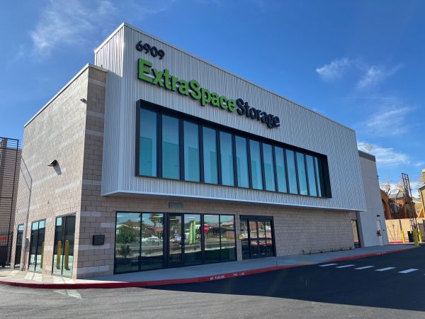 Photo of Extra Space Storage - 6964 - Las Vegas - 6909 W Charleston Blvd