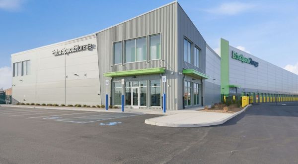 Photo of Extra Space Storage - 6965 - Copiague - Sunrise Hwy