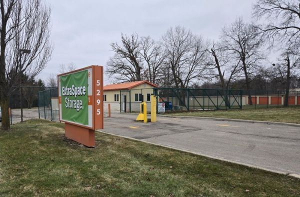 Photo of Extra Space Storage - 5092 - Ypsilanti - W Michigan Ave