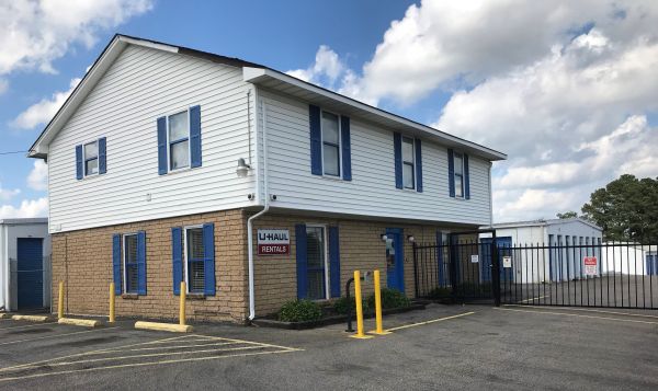 Photo of AAAA Self Storage - Petersburg