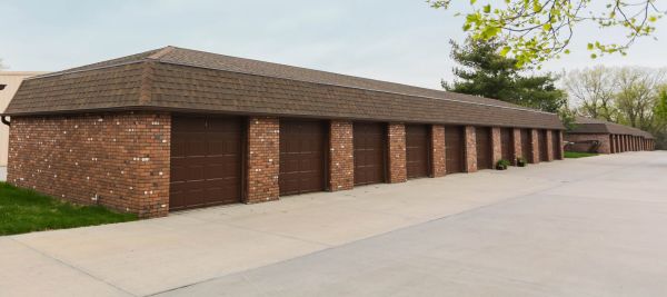 Photo of Lincoln Park Apartments