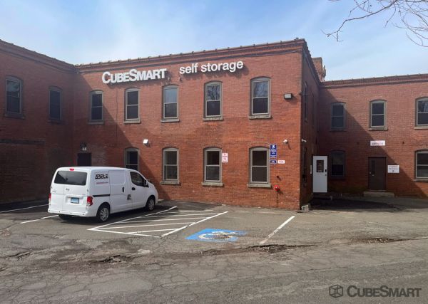 Photo of CubeSmart Self Storage CT MANCHESTER GLEN ROAD