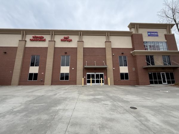 Photo of Trunk Space Storage - NC001 - Raleigh - 7901 Glenwood Ave