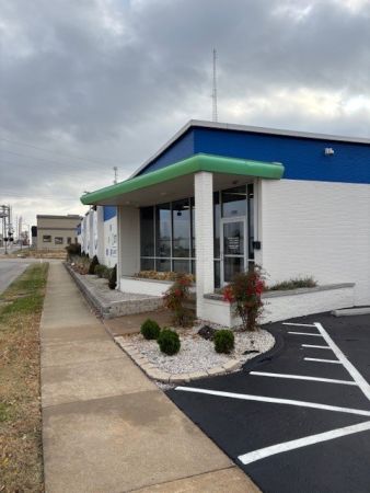 Photo of StorageMart - E Trafficway St