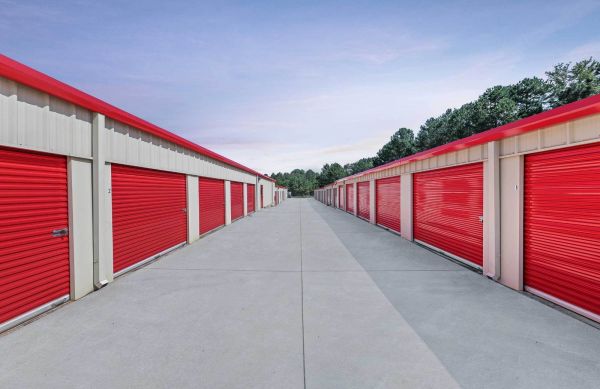 Photo of 10 Federal Storage - Farnsworth Ave