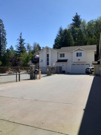 Photo of Arrowhead Self Storage