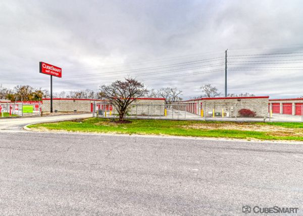 Photo of CubeSmart Self Storage - 1591 North Main Street- IL