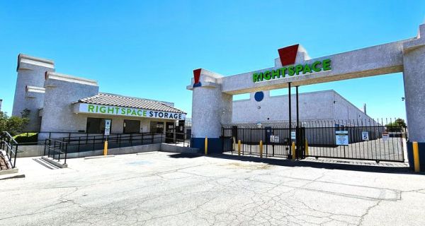 Photo of RightSpace - 4030 - Tropicana