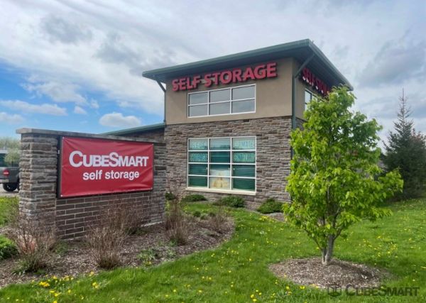 Photo of CubeSmart Self Storage - 11200 Kiley Drive - IL
