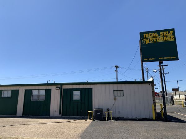 Photo of Ideal Storage - Hewitt PW
