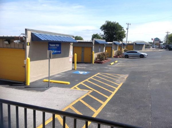 Life Storage - Universal City 2500 Pat Booker Rd Universal City, TX - Photo 5
