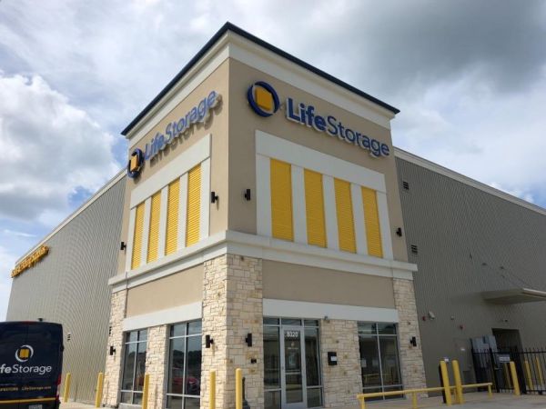 Photo of Life Storage - Beaumont - Eastex Freeway
