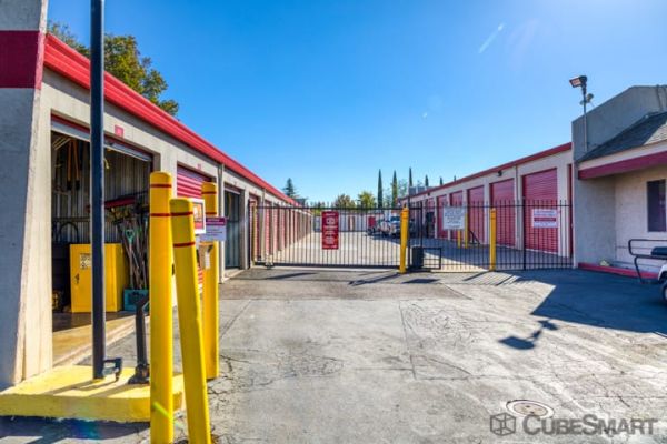 CubeSmart Self Storage - Sacramento - 2620 Florin Rd 2620 Florin Rd Sacramento, CA - Photo 5