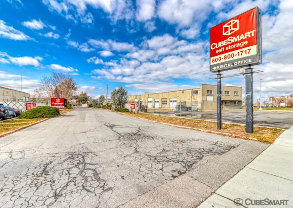 Photo of CubeSmart Self Storage - Murray - 5180 Commerce Dr