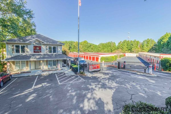 Photo of CubeSmart Self Storage - Raleigh - 950 Trinity Rd