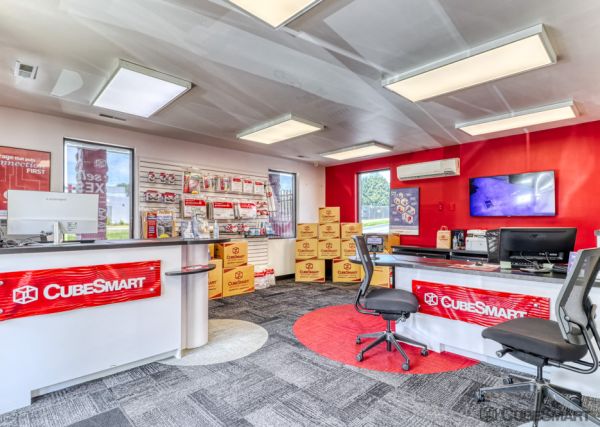 Photo of CubeSmart Self Storage - Gaithersburg - 8001 Snouffer School Rd