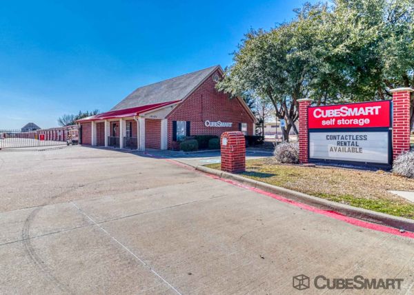 Photo of CubeSmart Self Storage - Frisco - 10121 Warren Parkway
