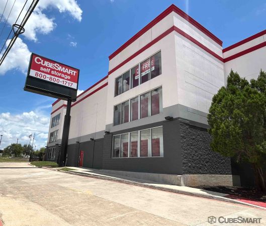 Photo of CubeSmart Self Storage - San Antonio - 838 N Loop 1604 E