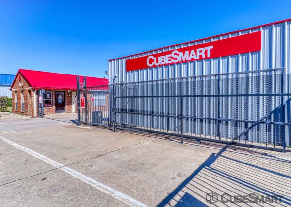 Photo of CubeSmart Self Storage - Garland - 1350 N 1st St