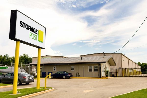 Photo of Z - Storage Post St Rose