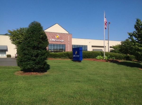 Life Storage - Charlotte - Wallace Lane 7209 Wallace Ln Charlotte, NC - Photo 0
