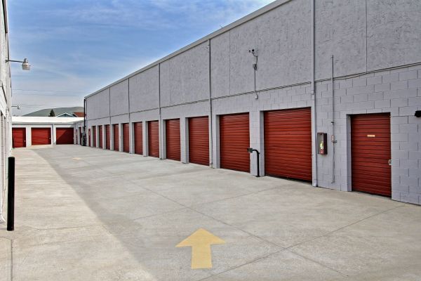 StorageMart - Clayton Rd & Ayers 5115 Clayton Rd Concord, CA - Photo 2