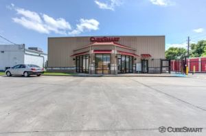 Photo of CubeSmart Self Storage - Houston - 15707 Bellaire Blvd