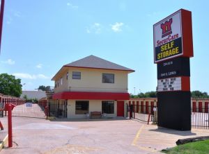Photo of SecurCare Self Storage - Tulsa - S Lewis Ave