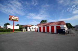 Photo of SecurCare Self Storage - Savannah - Eisenhower Dr.